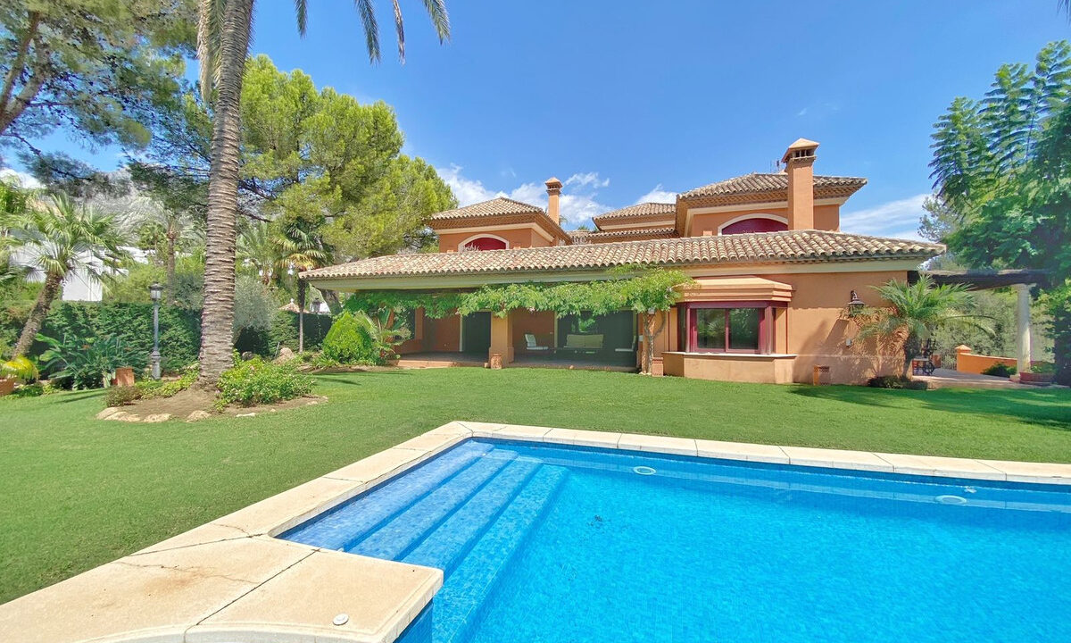 Detached Villa for sale in Málaga Sierra Blanca Costa del Sol Spain - Jacques Olivier Marbella