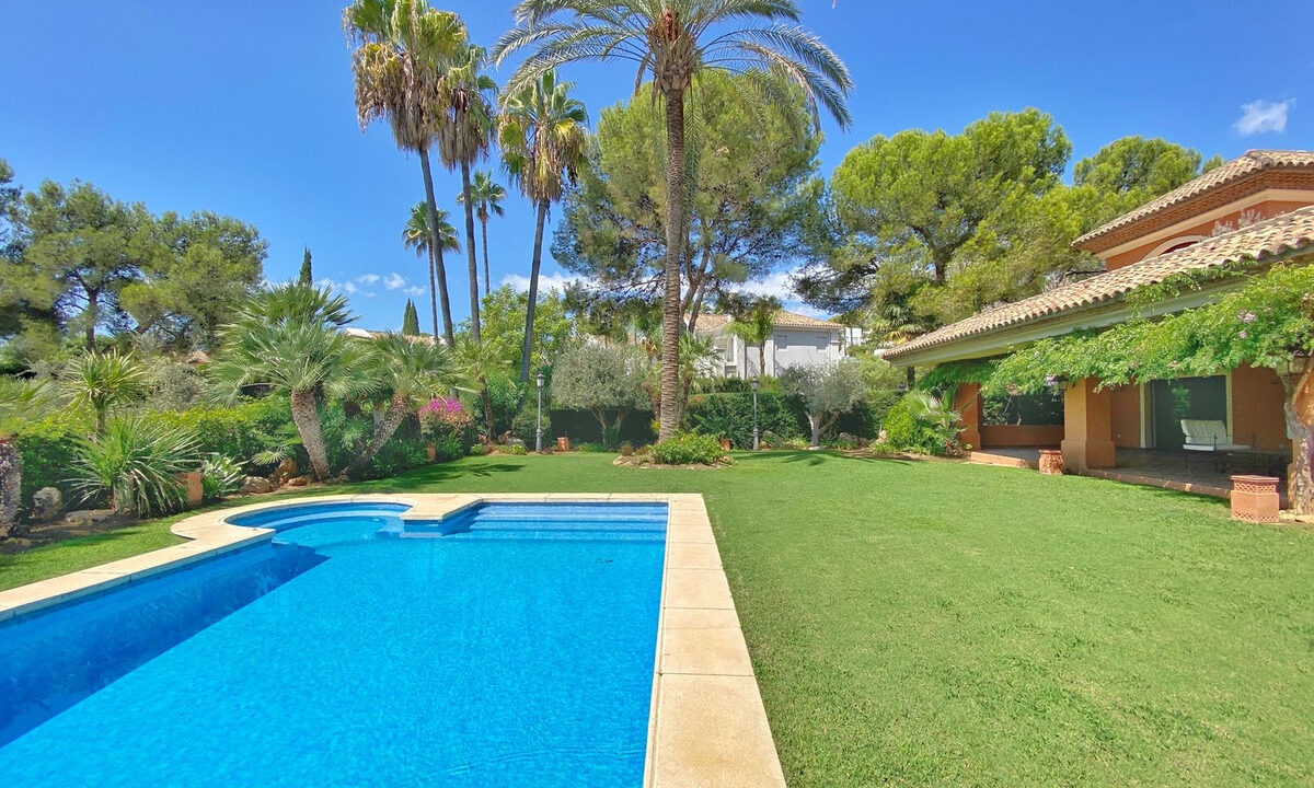 Detached Villa for sale in Málaga Sierra Blanca Costa del Sol Spain - Jacques Olivier Marbella