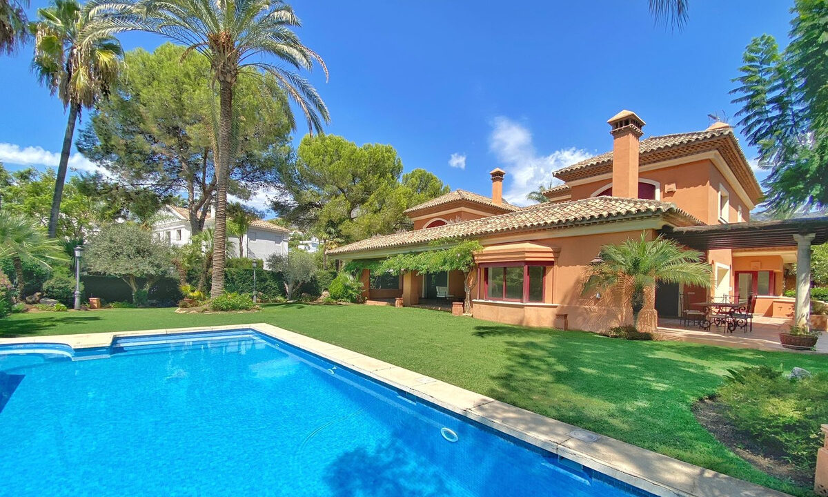 Detached Villa for sale in Málaga Sierra Blanca Costa del Sol Spain - Jacques Olivier Marbella
