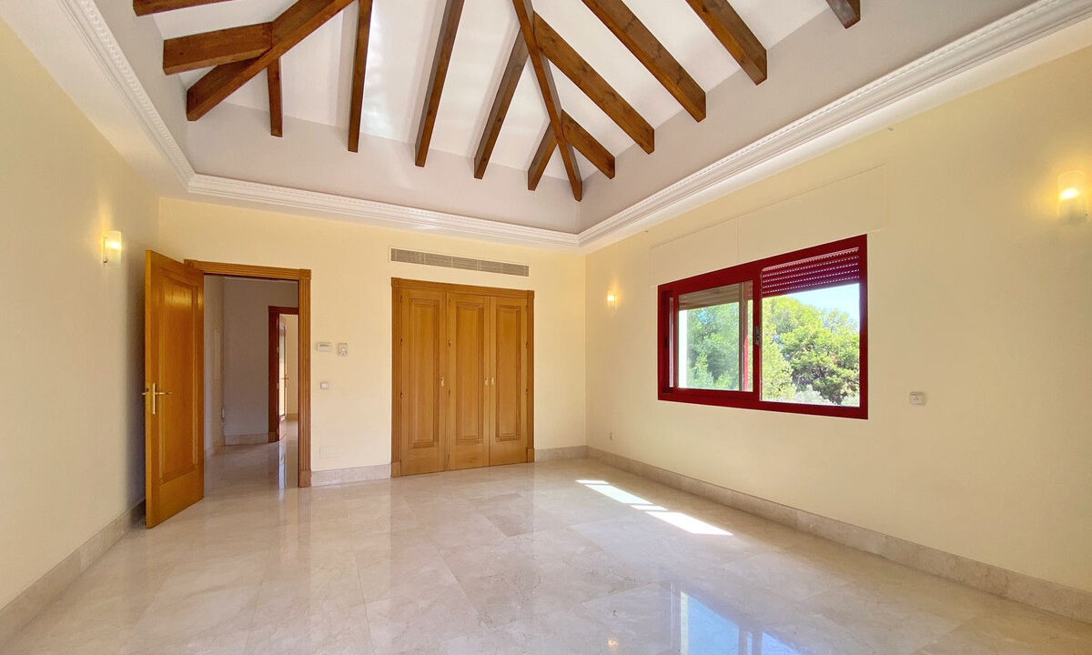 Detached Villa for sale in Málaga Sierra Blanca Costa del Sol Spain - Jacques Olivier Marbella