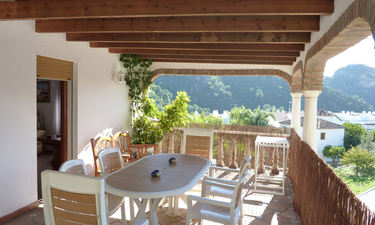 Detached Villa for sale in Málaga Benahavís Costa del Sol Spain - Jacques Olivier Marbella