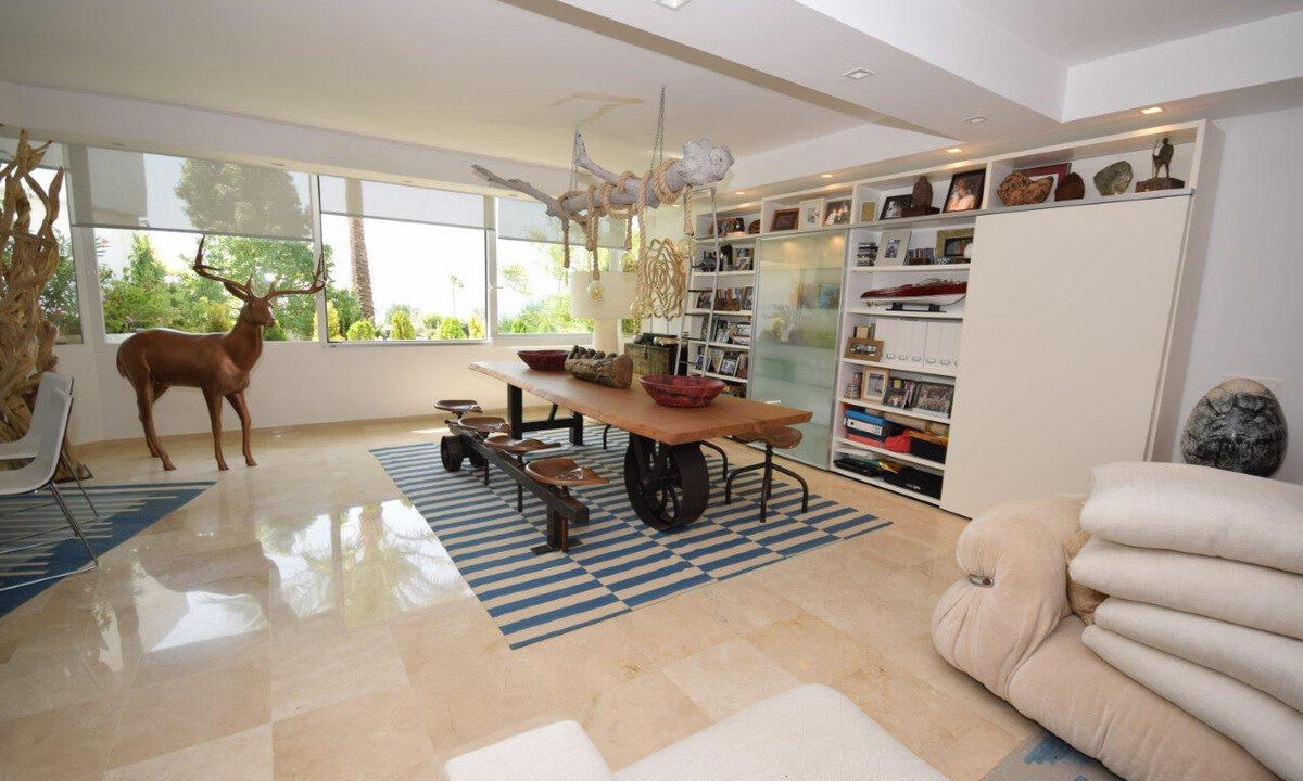 Middle Floor Apartment for sale in Málaga Costalita Costa del Sol Spain - Jacques Olivier Marbella