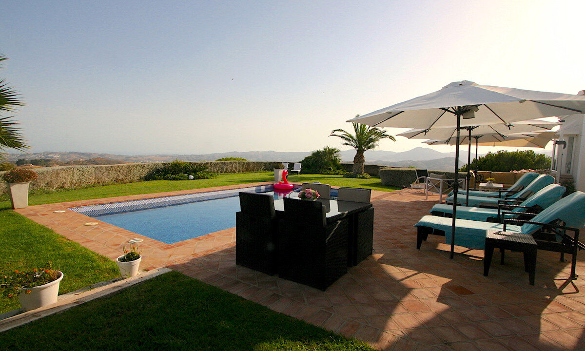 Detached Villa for sale in Málaga Mijas Costa del Sol Spain - Jacques Olivier Marbella