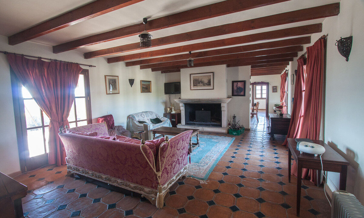 Finca - Cortijo for sale in Málaga Casares Costa del Sol Spain - Jacques Olivier Marbella