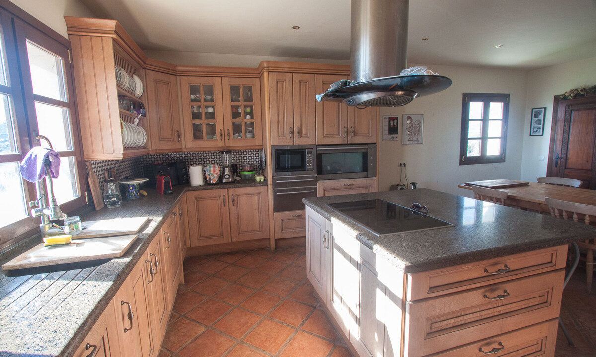 Finca - Cortijo for sale in Málaga Casares Costa del Sol Spain - Jacques Olivier Marbella