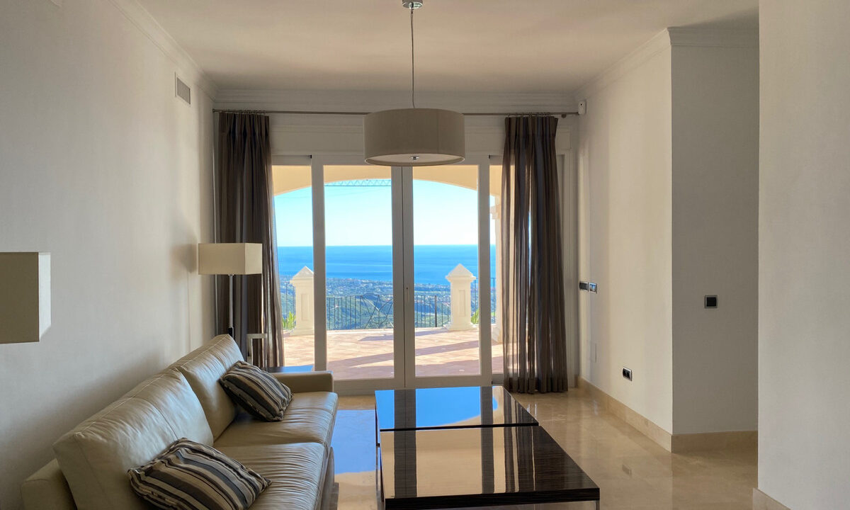 Detached Villa for sale in Málaga Altos de los Monteros Costa del Sol Spain - Jacques Olivier Marbella