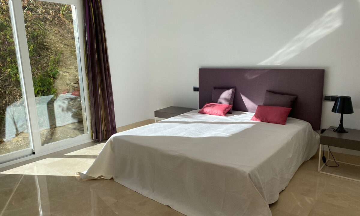 Detached Villa for sale in Málaga Altos de los Monteros Costa del Sol Spain - Jacques Olivier Marbella