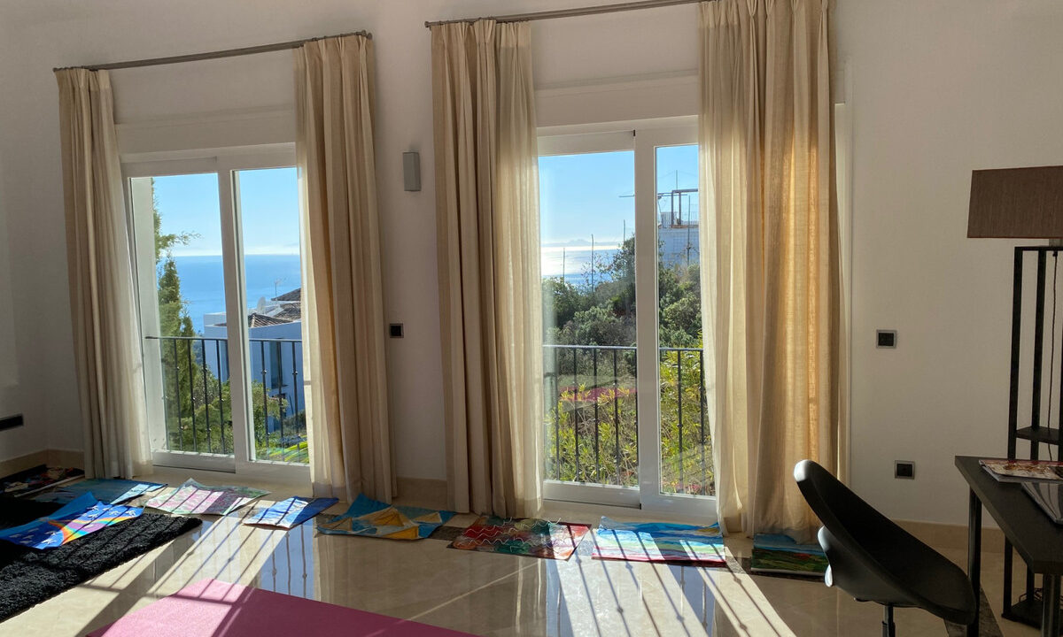 Detached Villa for sale in Málaga Altos de los Monteros Costa del Sol Spain - Jacques Olivier Marbella