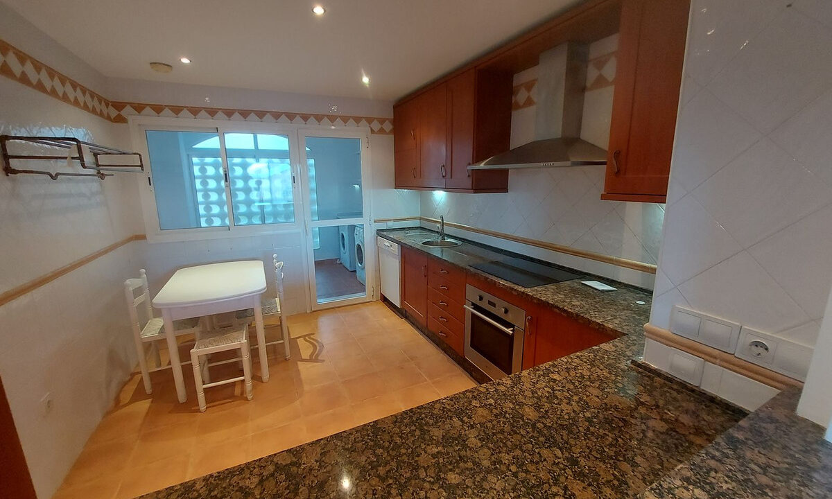 Townhouse for sale in Málaga La Duquesa Costa del Sol Spain - Jacques Olivier Marbella