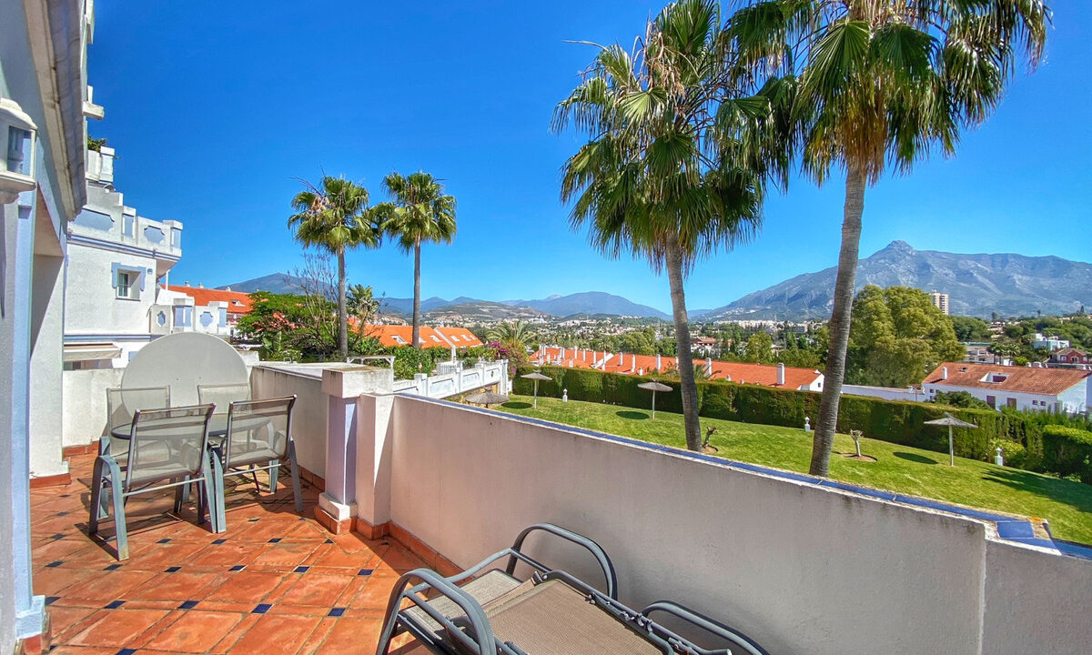 Ground Floor Apartment for sale in Málaga Nueva Andalucía Costa del Sol Spain - Jacques Olivier Marbella