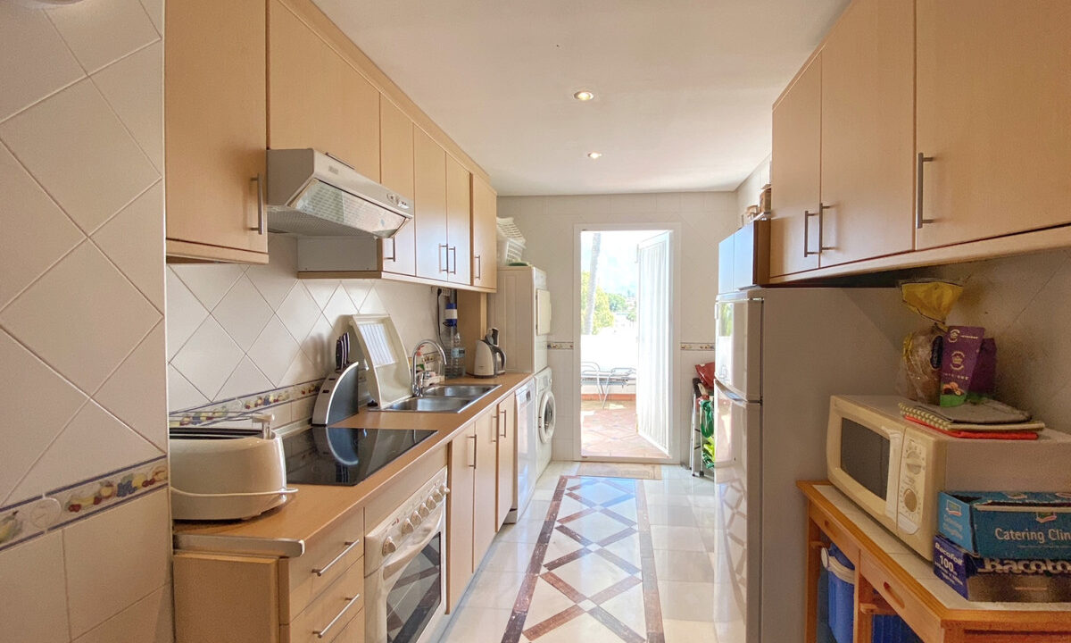 Ground Floor Apartment for sale in Málaga Nueva Andalucía Costa del Sol Spain - Jacques Olivier Marbella