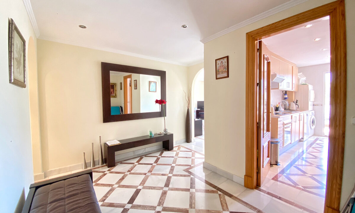 Ground Floor Apartment for sale in Málaga Nueva Andalucía Costa del Sol Spain - Jacques Olivier Marbella