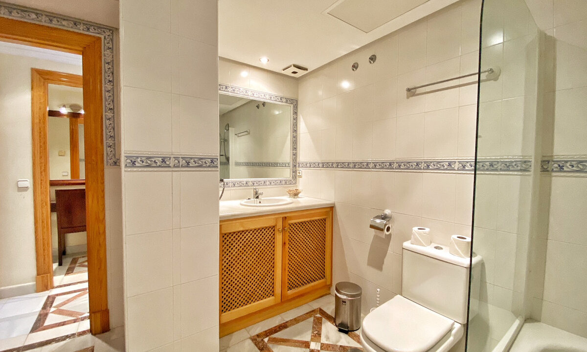 Ground Floor Apartment for sale in Málaga Nueva Andalucía Costa del Sol Spain - Jacques Olivier Marbella