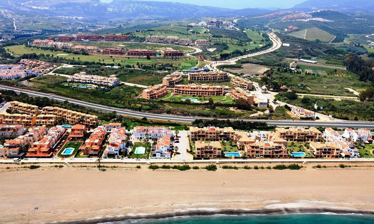 Commercial Premises for sale in Málaga Casares Playa Costa del Sol Spain - Jacques Olivier Marbella