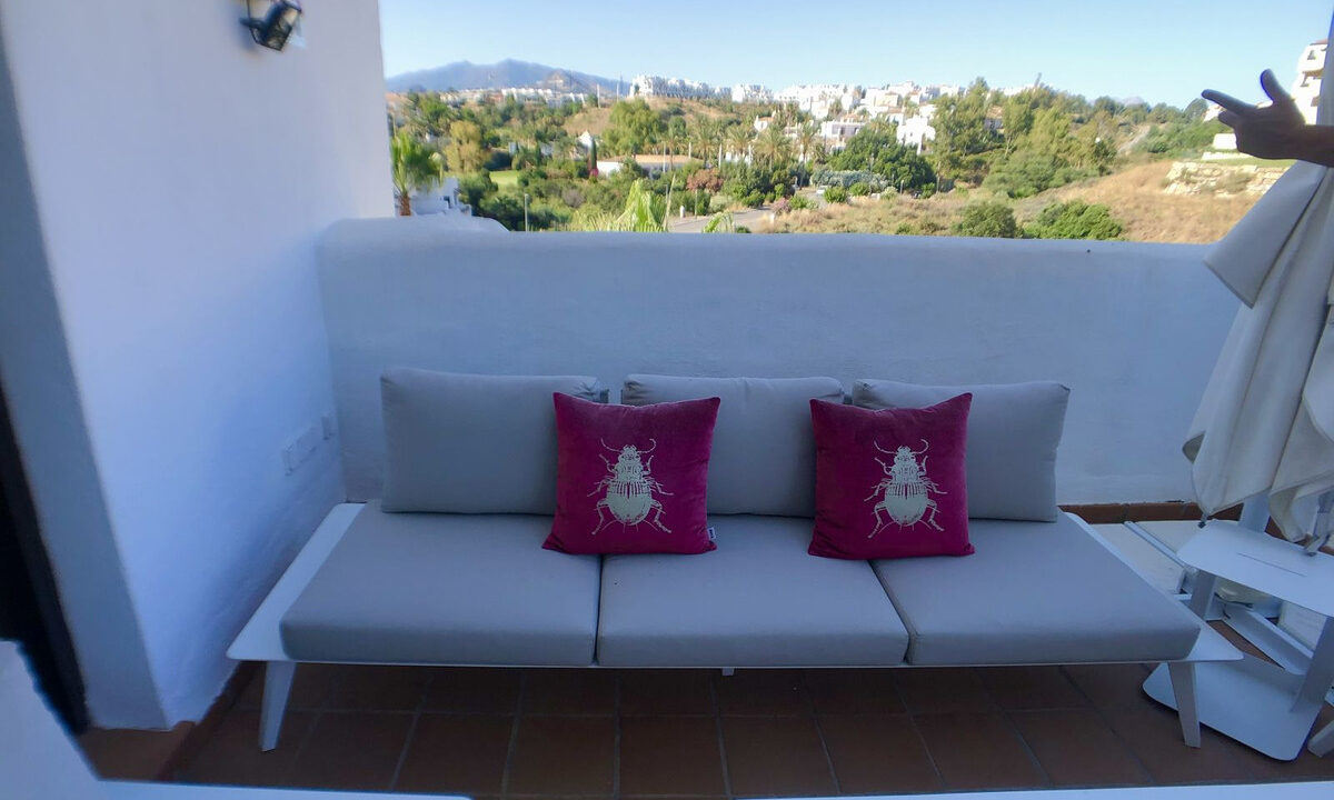 Middle Floor Apartment for sale in Málaga New Golden Mile Costa del Sol Spain - Jacques Olivier Marbella