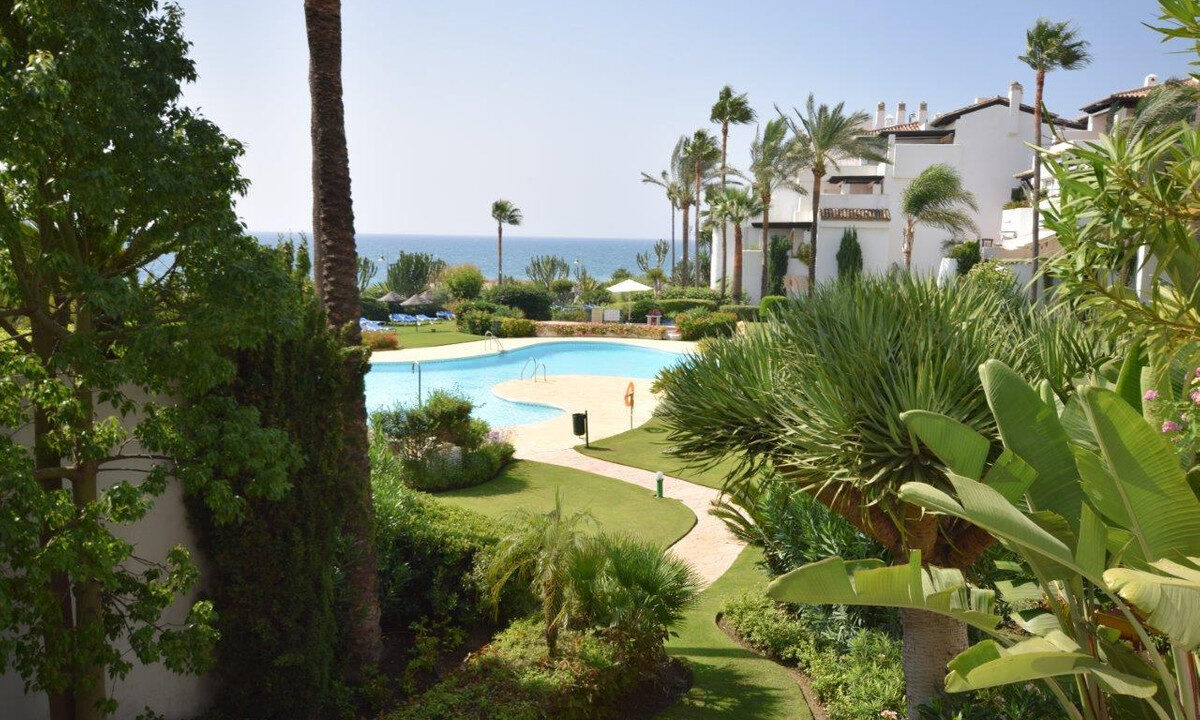 Middle Floor Apartment for sale in Málaga Costalita Costa del Sol Spain - Jacques Olivier Marbella