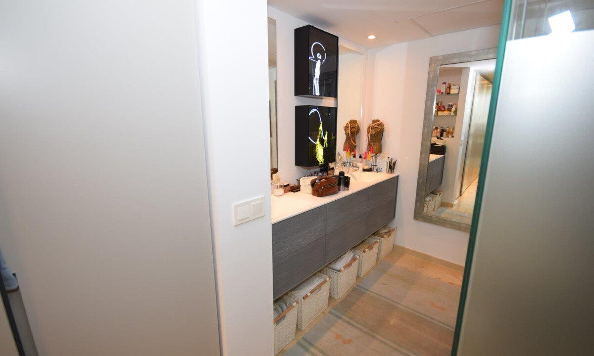 Middle Floor Apartment for sale in Málaga Costalita Costa del Sol Spain - Jacques Olivier Marbella