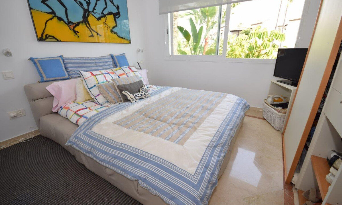 Middle Floor Apartment for sale in Málaga Costalita Costa del Sol Spain - Jacques Olivier Marbella