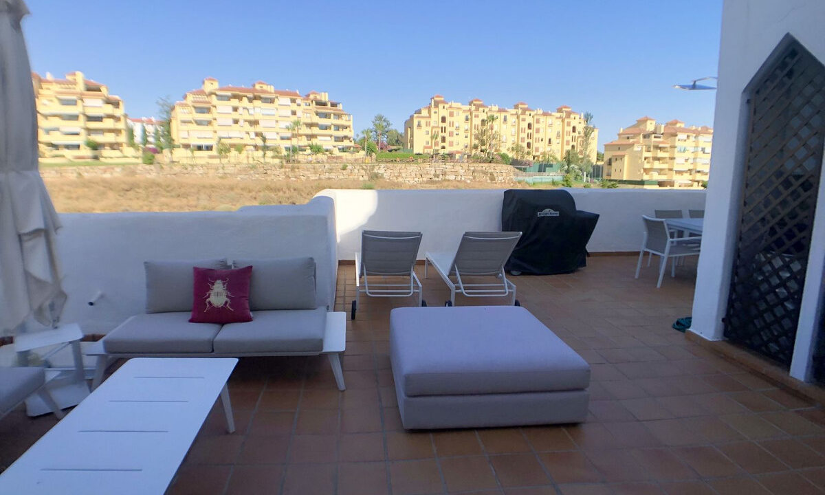 Middle Floor Apartment for sale in Málaga New Golden Mile Costa del Sol Spain - Jacques Olivier Marbella