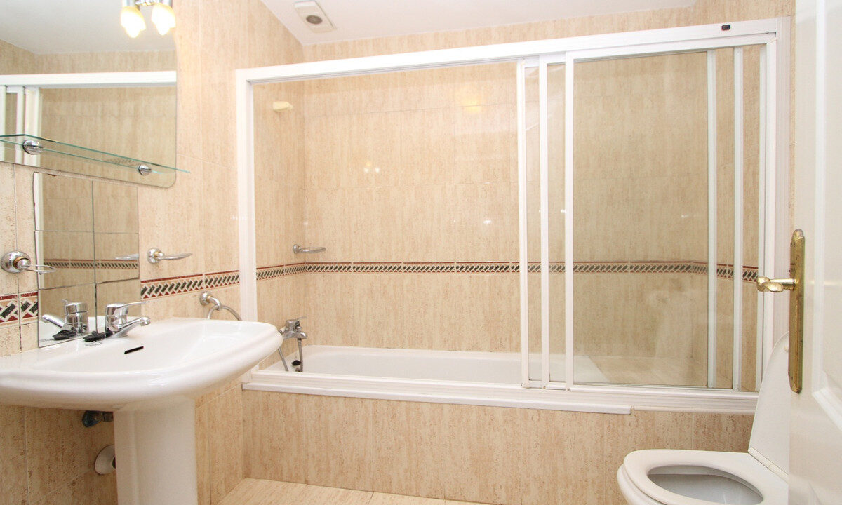 Ground Floor Apartment for sale in Málaga Nueva Andalucía Costa del Sol Spain - Jacques Olivier Marbella